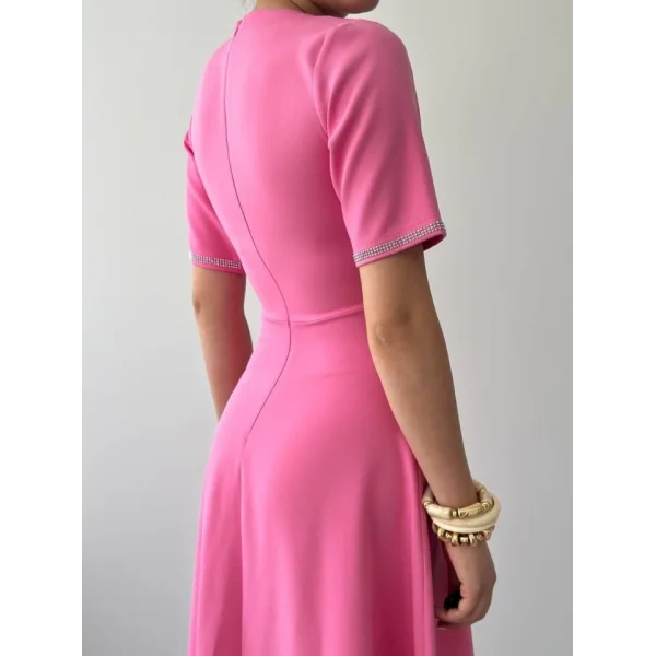 Wera Taşlı Fiyonk Detaylı Elbise