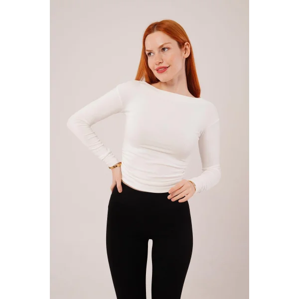 Yaka Detay Uzun Kollu Basic Beyaz Bluz