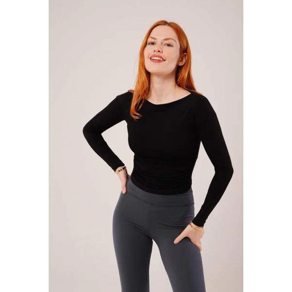 Yaka Detay Uzun Kollu Basic iyah Bluz