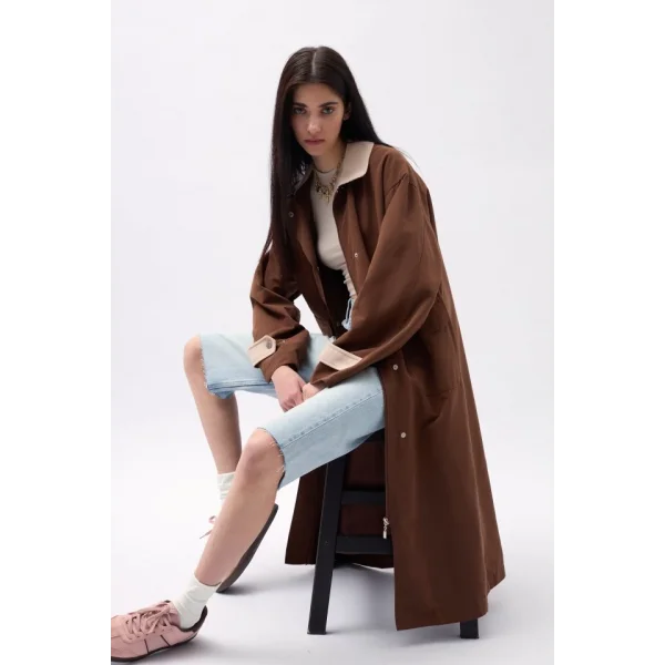 Yaka Detaylı Oversize Trençkot