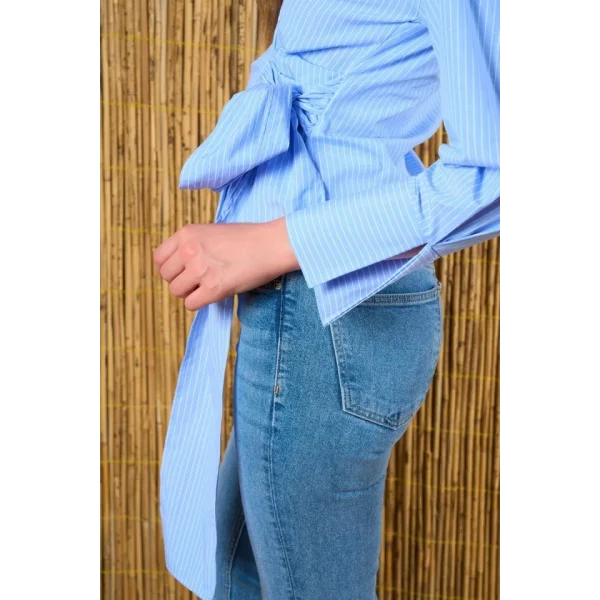 Yandan Bağalamalı Gömlek - Açık Mavi-Beyaz