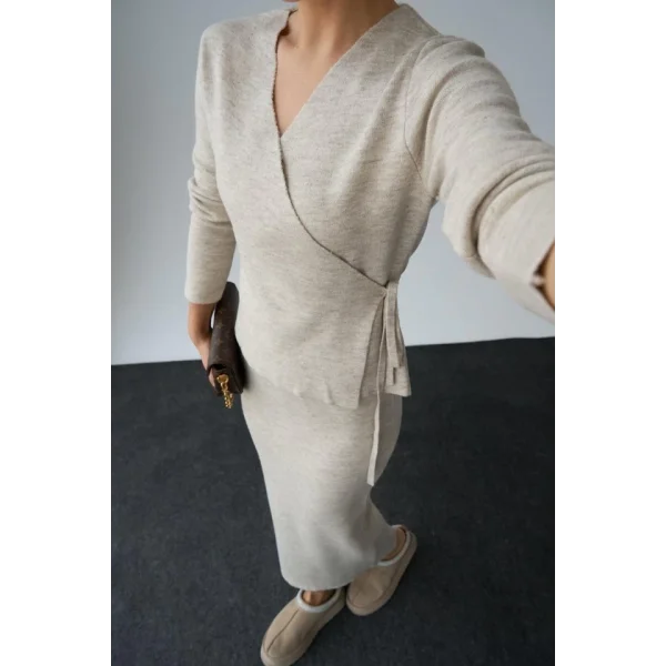 Yandan Bağlamalı Etekli Takım  Açık Bej