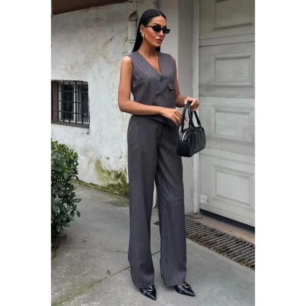 Yeleği Çapraz Detay Düğmeli Cepli Yelekli Takım 10150