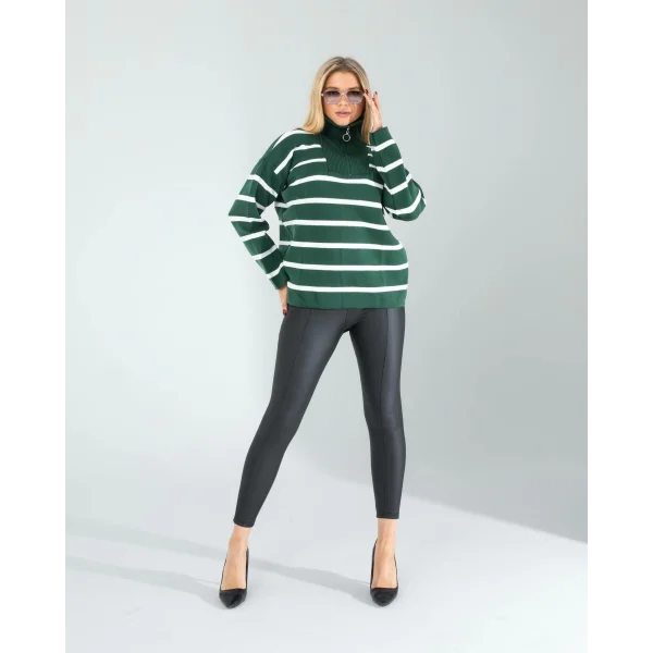 Yeşil Dik Yaka Çizgili Triko Kazak
