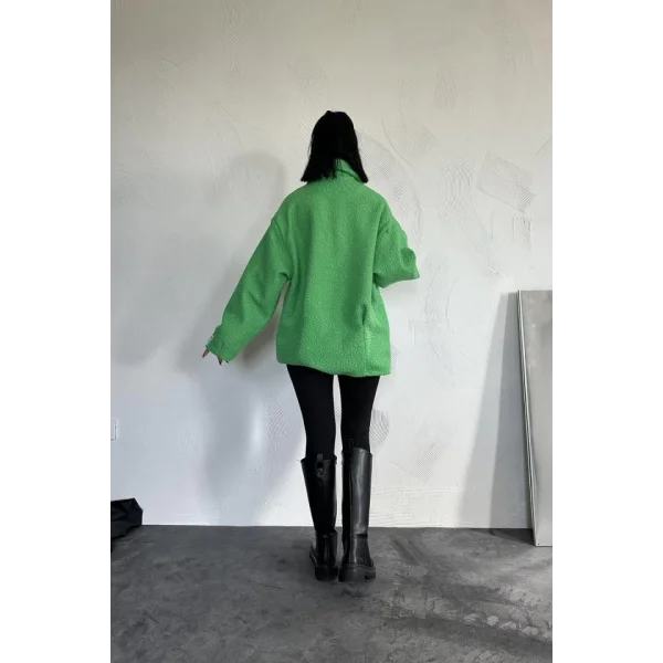 Yeşil Etiketli Pile Detaylı Ceket