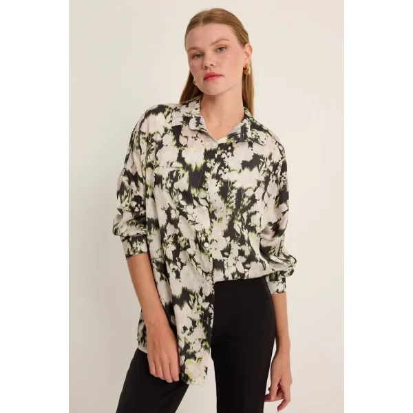 Yeşil Siyah Çiçek Desenli Oversize Saten Gömlek 3985