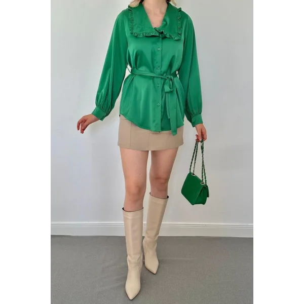 Yeşil Yakası Fırfırlı Kuşaklı Saten Gömlek