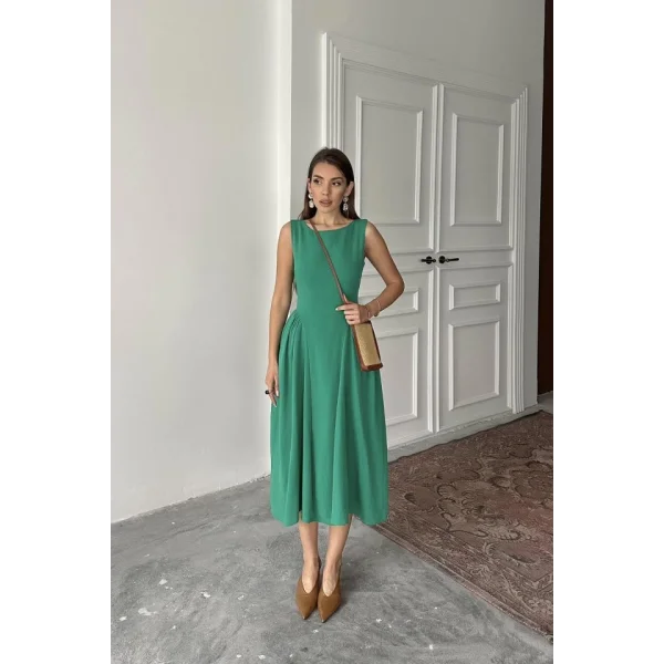 Yeşil Yanları Büzgülü Midi Boy Keten Elbise