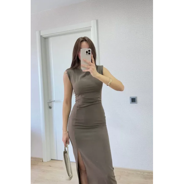 Yırtmaç Detaylı Sırtlı Kapalı Yandan Derin Yırtmaç Detaylı Kolsuz Elbise - Antrasit