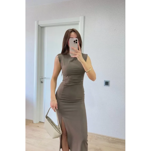 Yırtmaç Detaylı Sırtlı Kapalı Yandan Derin Yırtmaç Detaylı Kolsuz Elbise - Antrasit