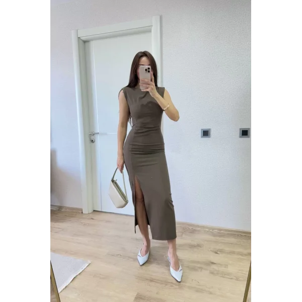 Yırtmaç Detaylı Sırtlı Kapalı Yandan Derin Yırtmaç Detaylı Kolsuz Elbise - Antrasit