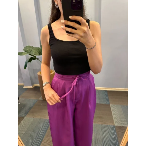 Yüksek Bel Kordon Detayli Pantolon