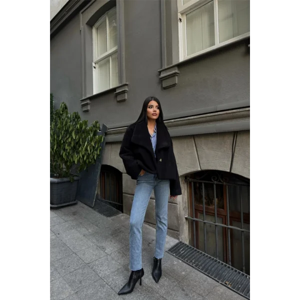 YÜN CROP KABAN  Siyah