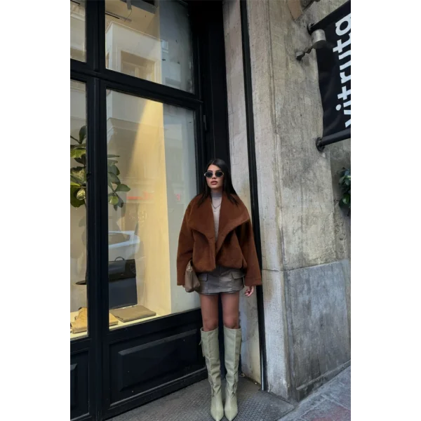 YÜN CROP KABAN  Taba