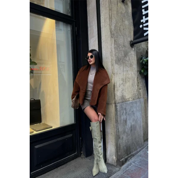 YÜN CROP KABAN  Taba