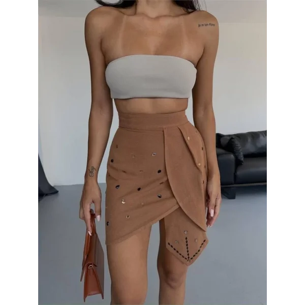 ZIBA DETAYI TAARI ETEK KUYRUK DETAYI  Kahverengi