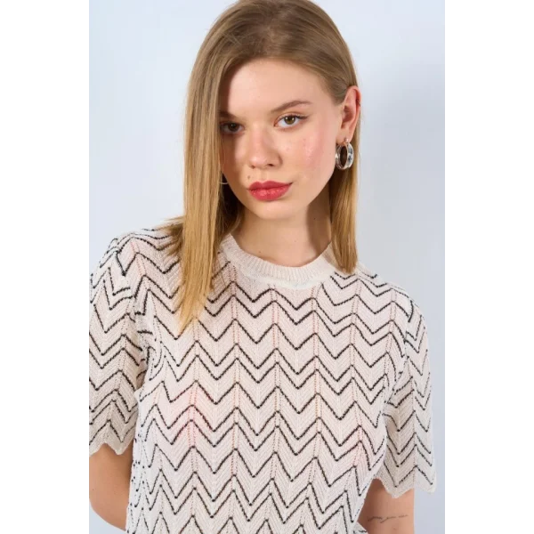 Zikzak Desenli Etekli Takım  KremSiyah