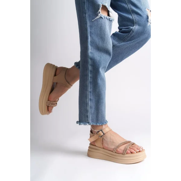 ZLOHE Kalın Tokalı Taşlı Şeritli Ortopedik Taban Kadın Sandalet CTT - Ten