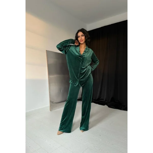 Zümrüt Klasik Gömlek Ve Pantolon Kadife Takım