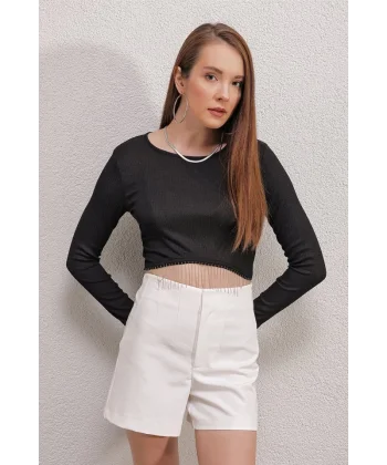 0444 Crop Zincirli Bluz - D. Siyah