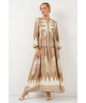 2423 Otantik Desenli Tesettür Elbise - M. Camel