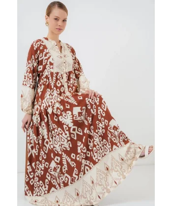 2423 Otantik Desenli Tesettür Elbise - Y.Kiremit