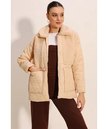 5182 Peluş Detaylı Oversize Şişme Mont  Bej