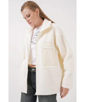 55446 Fermuarlı Oversize Peluş Mont  Bej