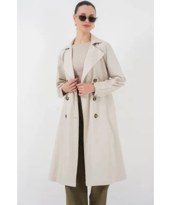 5853 Kruvaze Yaka Arkası Baskılı Trençkot - A.Bej
