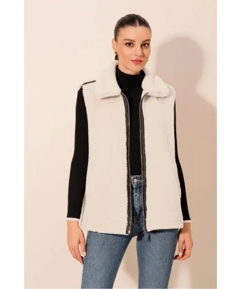 6793 Peluş Yelek  Beyaz