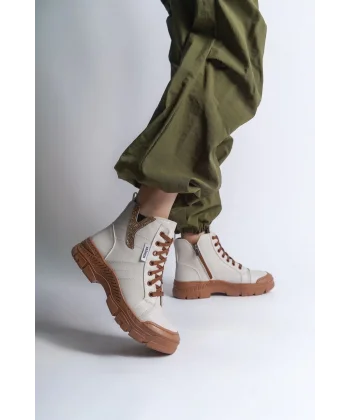 AMBER Bağcıklı Fermuarlı Ortopedik Taban Kadın Bot  CTT - Krem