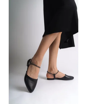 ARIANA Lastikli Ortopedik Rahat Taban Bilekten Taş Detaylı Kadın Babet Ayakkabı  CST - Siyah