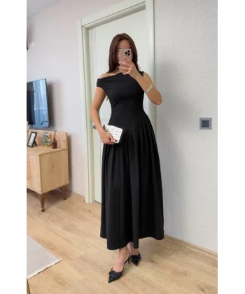 Asimetrik düşük yaka Kolsuz Uzun Elbise - Siyah
