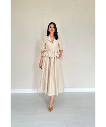 Bej İnce Kemerli Fırfırlı Ceket Ve Büzgülü Etek Takım