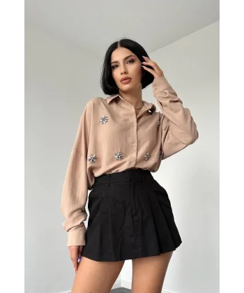 Bej Klasik Kalıp El İşlemeli Gömlek