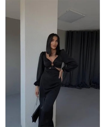 BEL DEKOLTELİ TOKALI ELBİSE SATEN - Siyah