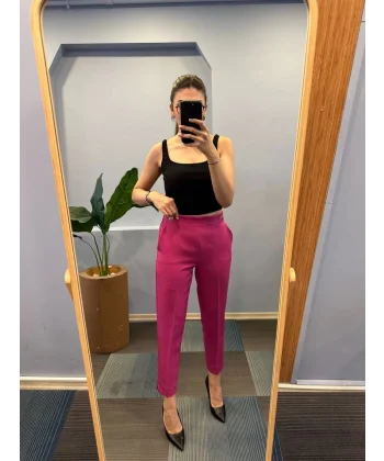 Bel Lasti̇kli̇ Düğmeli̇ Pantolon