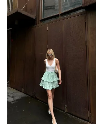 BEL LASTİKLİ KAT FIRFIR DETAYLI KISA ETEK - Yeşil