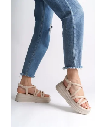 BELLA Lastikli Şerit Detaylı Ortopedik Taban Kadın Sandalet CKT - Krem