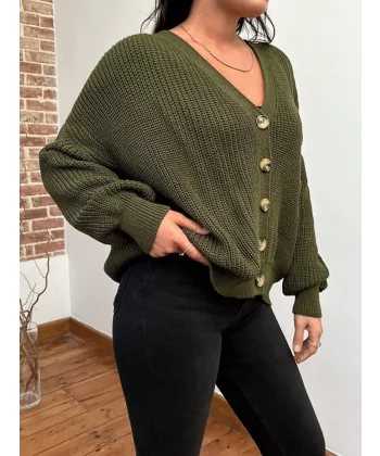 Beş Düğmeli Triko Hırka