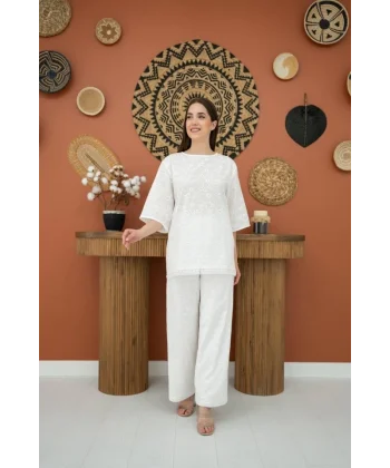 Beyaz Çiçek Desenli Brode Takım