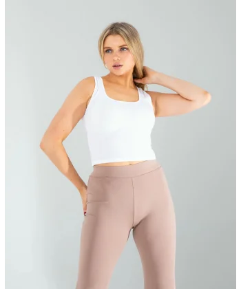 Beyaz Kare Yaka Basic Bluz