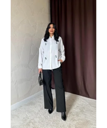 Beyaz Taş İşlemeli Gömlek