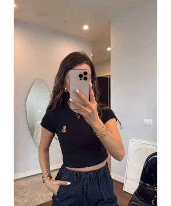 Bisiklet Yaka Kısa Kollu Nakışlı Crop - Siyah