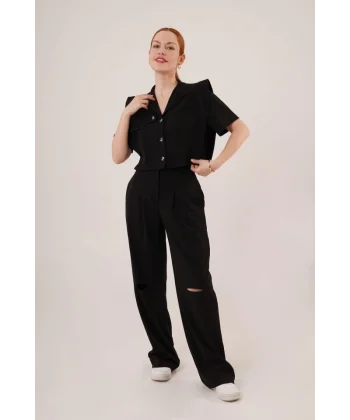 Cepli Düğmeli Bluz Ve Diz Detaylı Pantolon iyah İkili Takım
