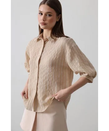 Çizgili Gömlek  Taş