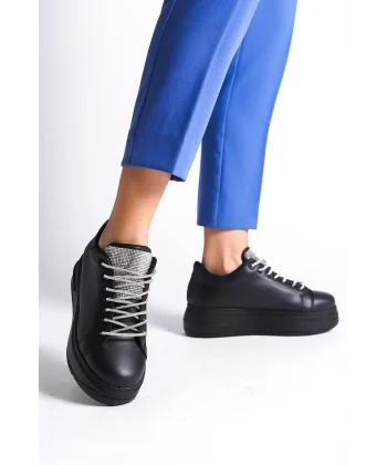 DELLA Bağcıklı Ortopedik Taban Taşlı Kadın Sneaker Spor Ayakkabı  CST - Siyah