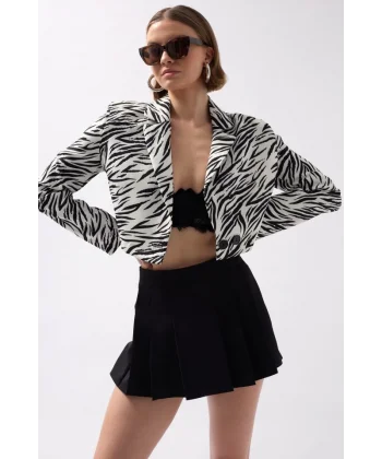 Desenli Crop Ceket
