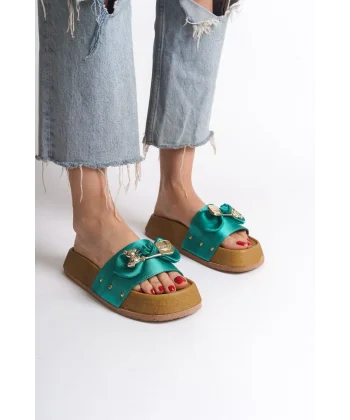 DILA Kalın ve Ortopedik Taban Ayıcıklı Saten Kadın Terlik  SKT - Yeşil