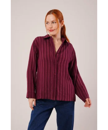 Düğmeli Ve Çizgi Detaylı Bordo Gömlek